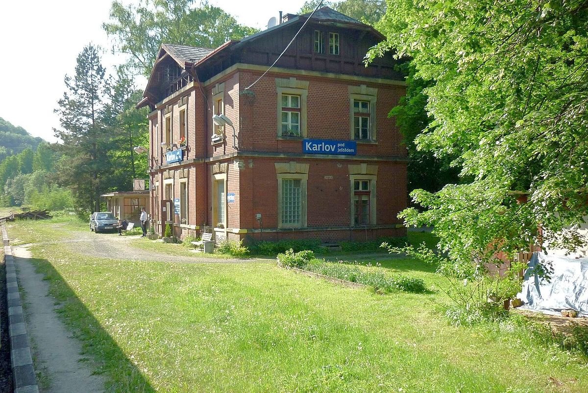 Karlov pod Ještědem