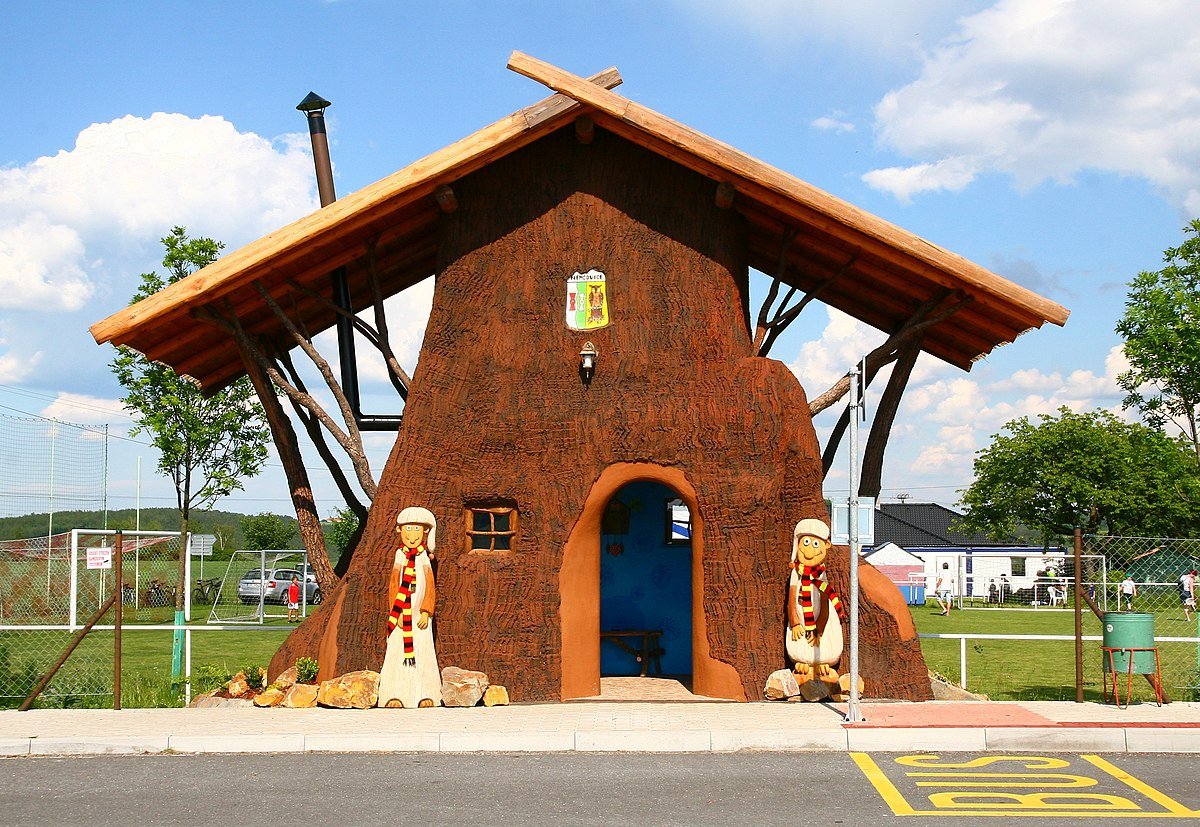 Němčovice, Olešná, rozcestí