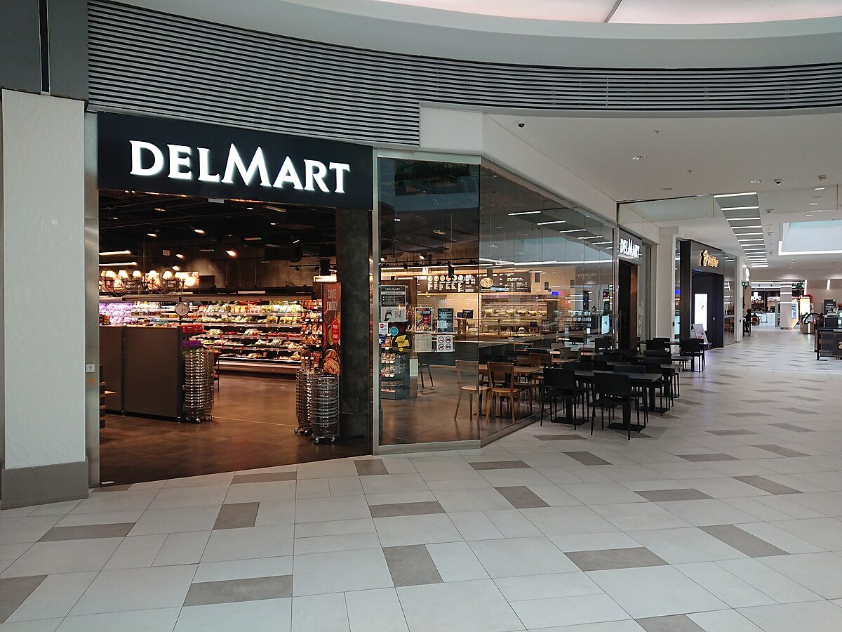 DELMART HRADČANSKÁ