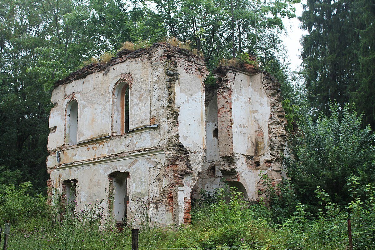 zboř. zámek Maříž