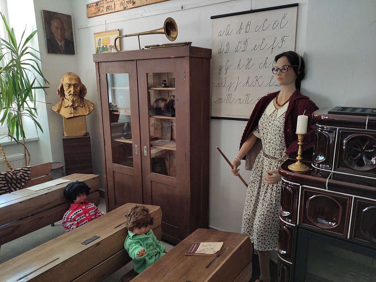 Knihovna & Šenovské muzeum