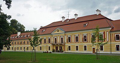 Zámek Červený Dvůr