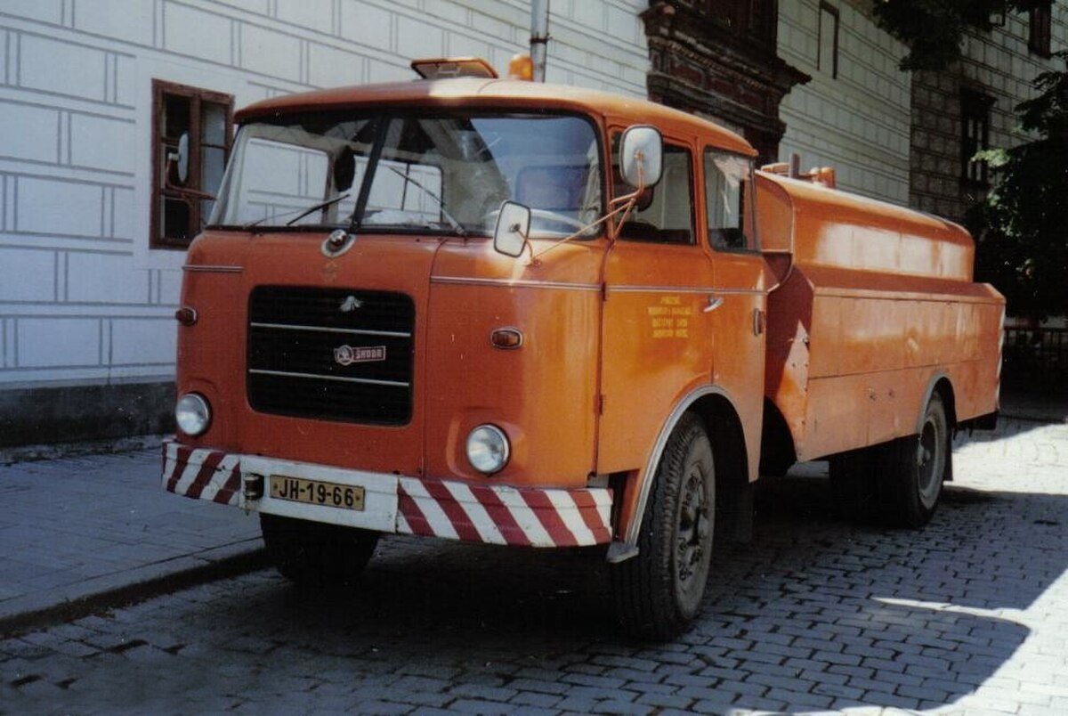 Škoda 706 RTHP