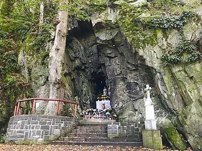 Panna Maria ve skále