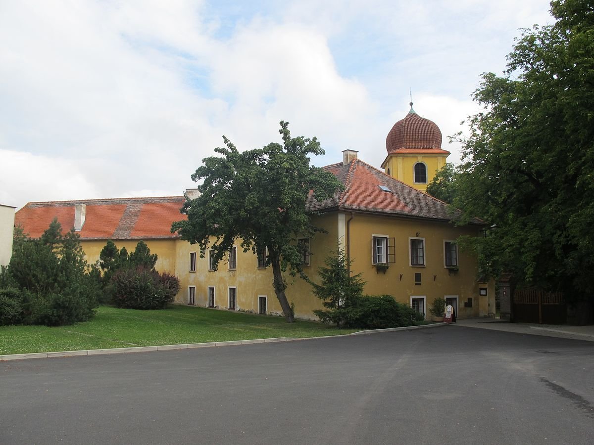 zámek Panenský Týnec